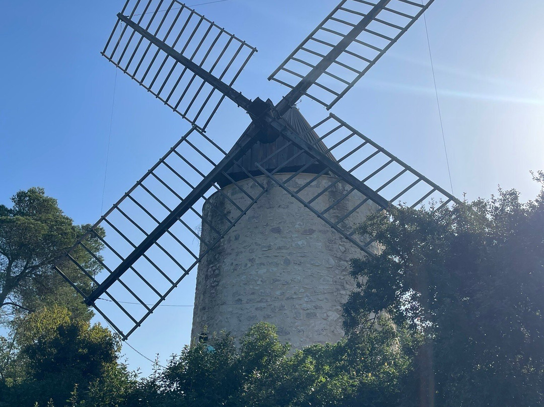 Le Sentier des Moulins d'Alphonse Daudet-Fontvieille必去景点