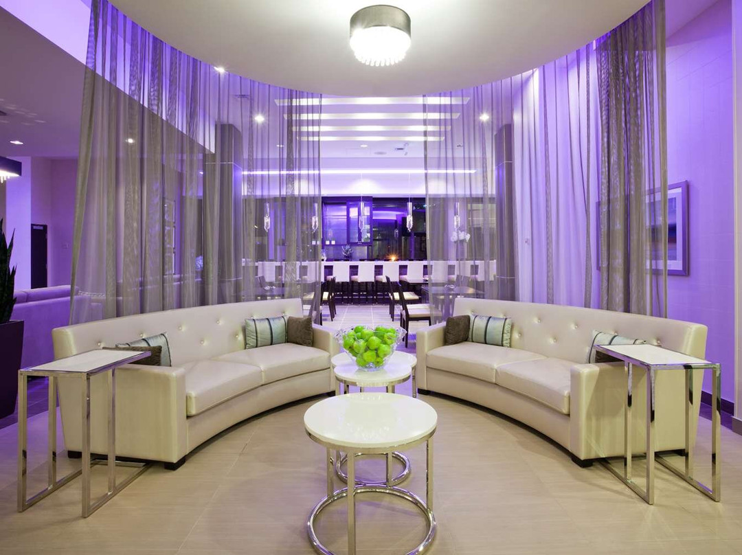 The Hollis Halifax - A Doubletree Suites By Hilton