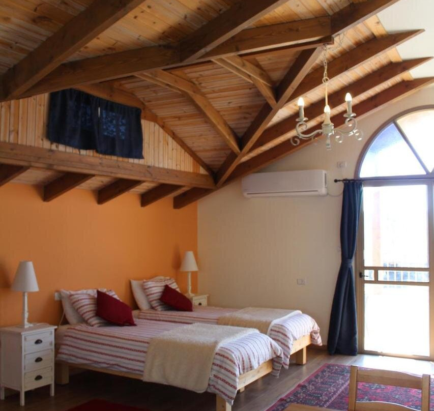 Jish酒店住宿-Off the Square