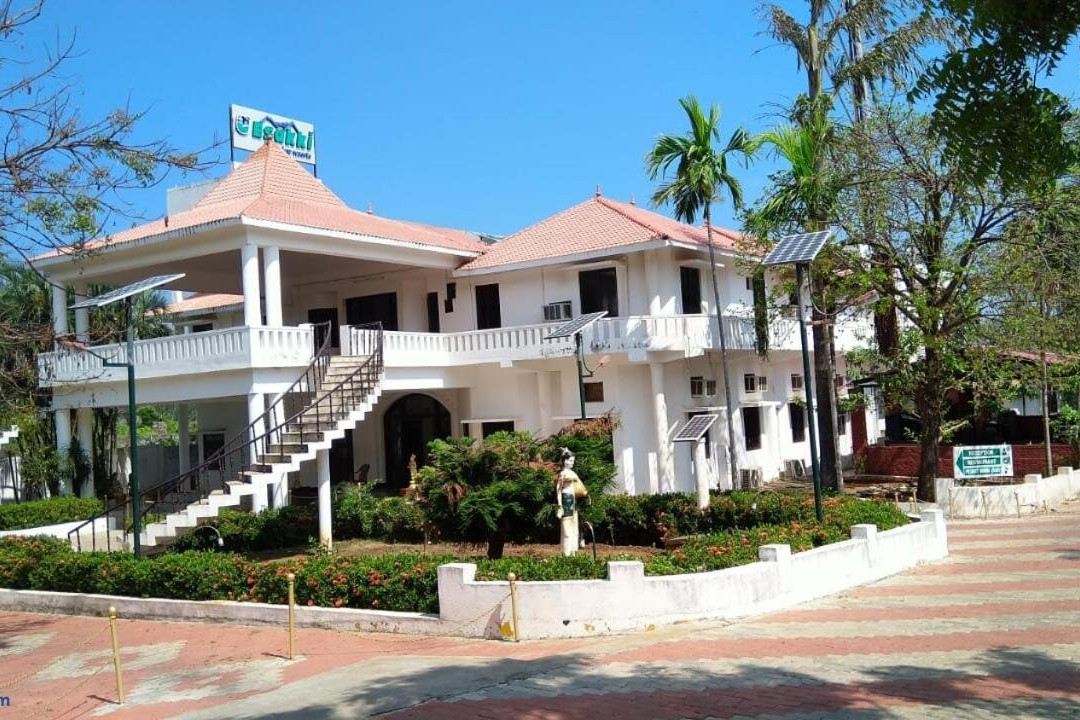 Esakki Resorts