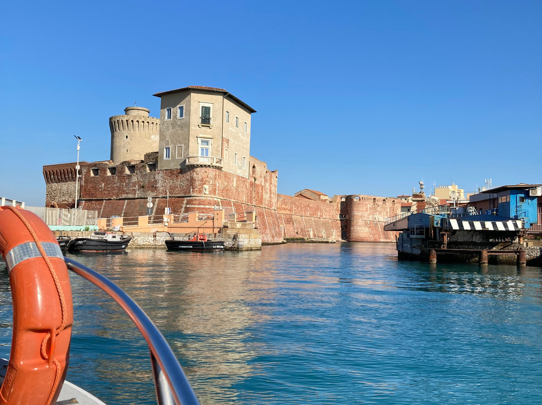 Livorno in Battello景点图片