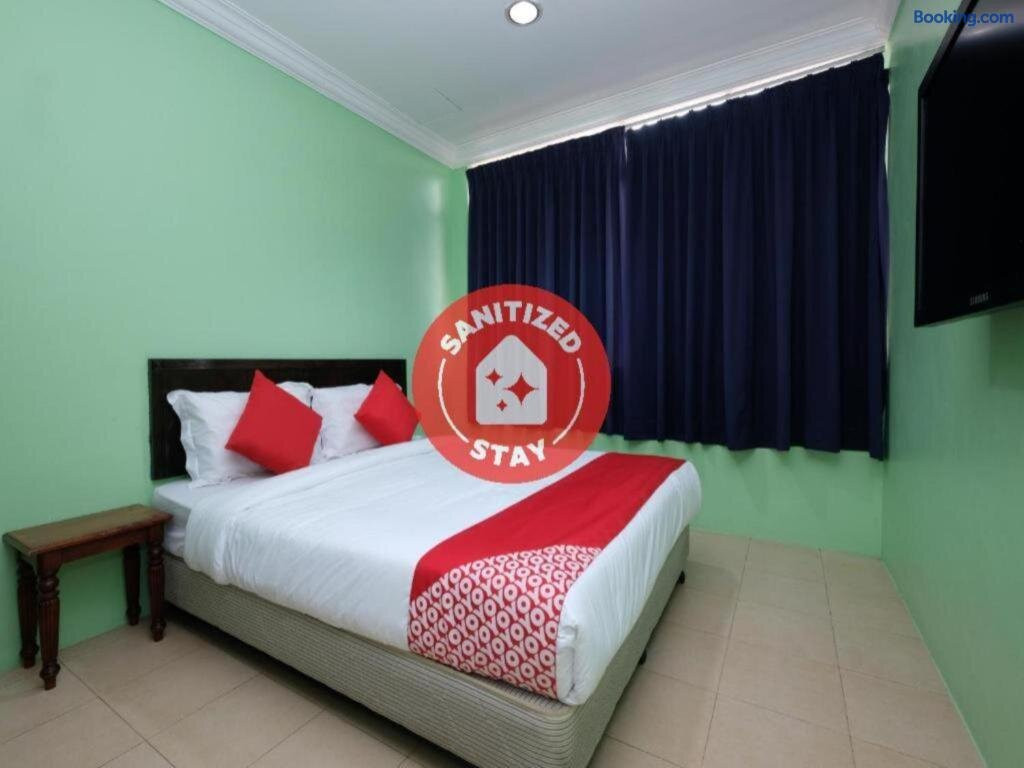 OYO 89759 Gold Jerantut Hotel