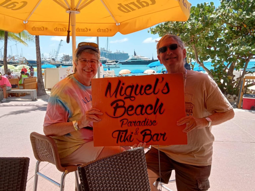 Miguel's Hot Beach Spot-圣马丁岛必去景点