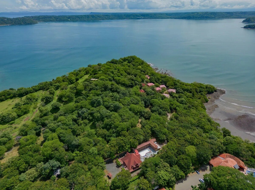 Vista Bahia Beach Resort