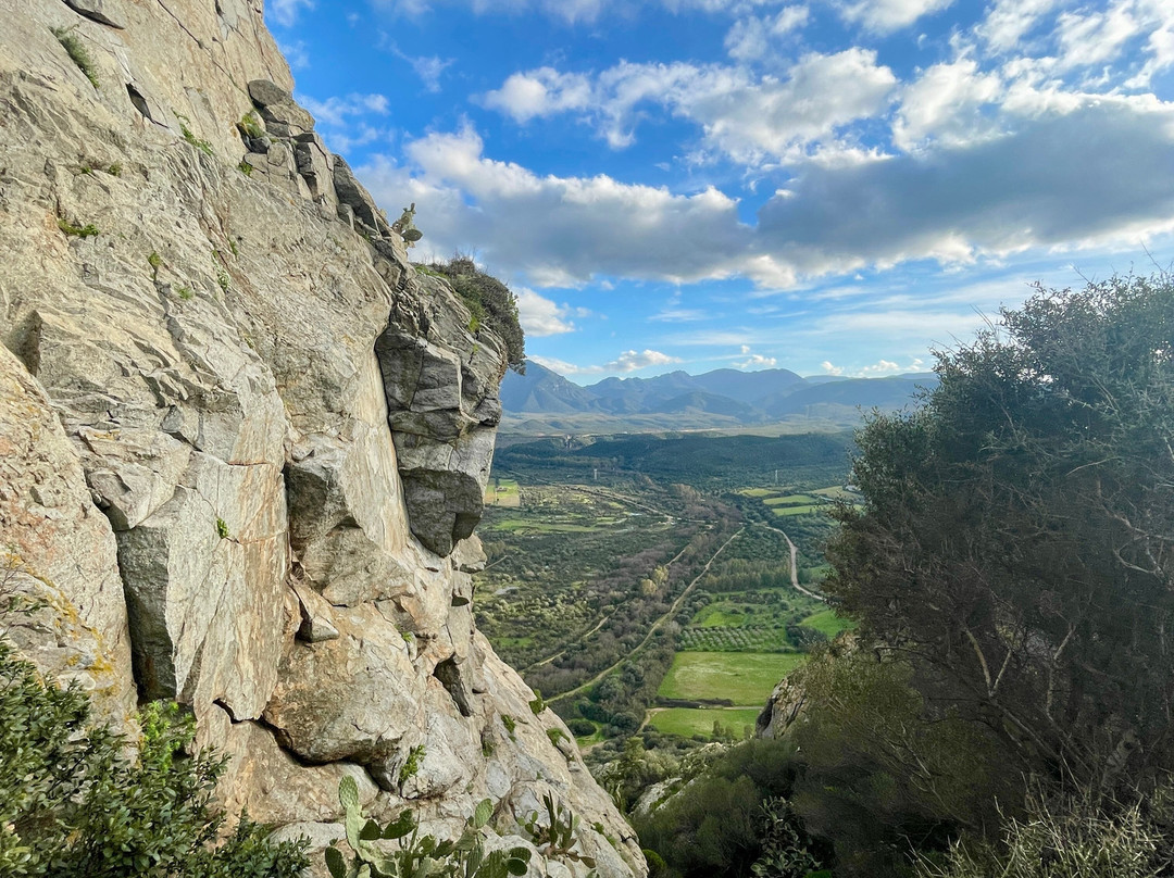 Castello di Acquafredda-Siliqua必去景点