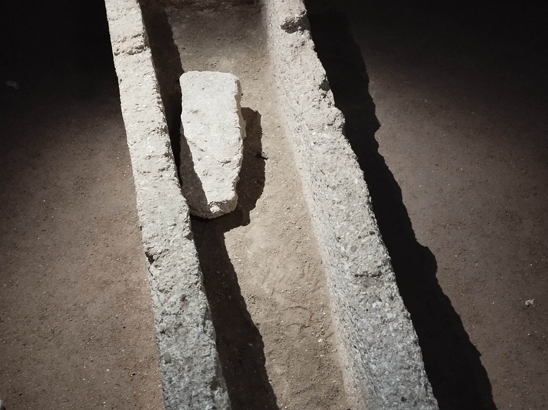 Troglodytes & Sarcophages景点图片