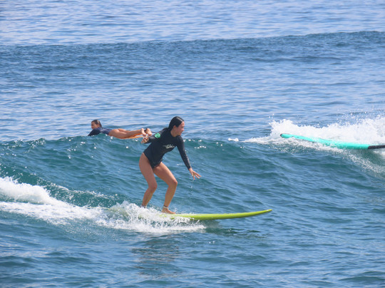 Surf With Edy-登巴萨必去景点