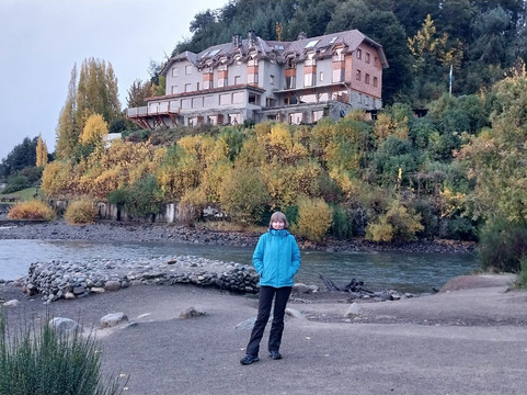 Rio Correntoso-安哥斯度拉村必去景点