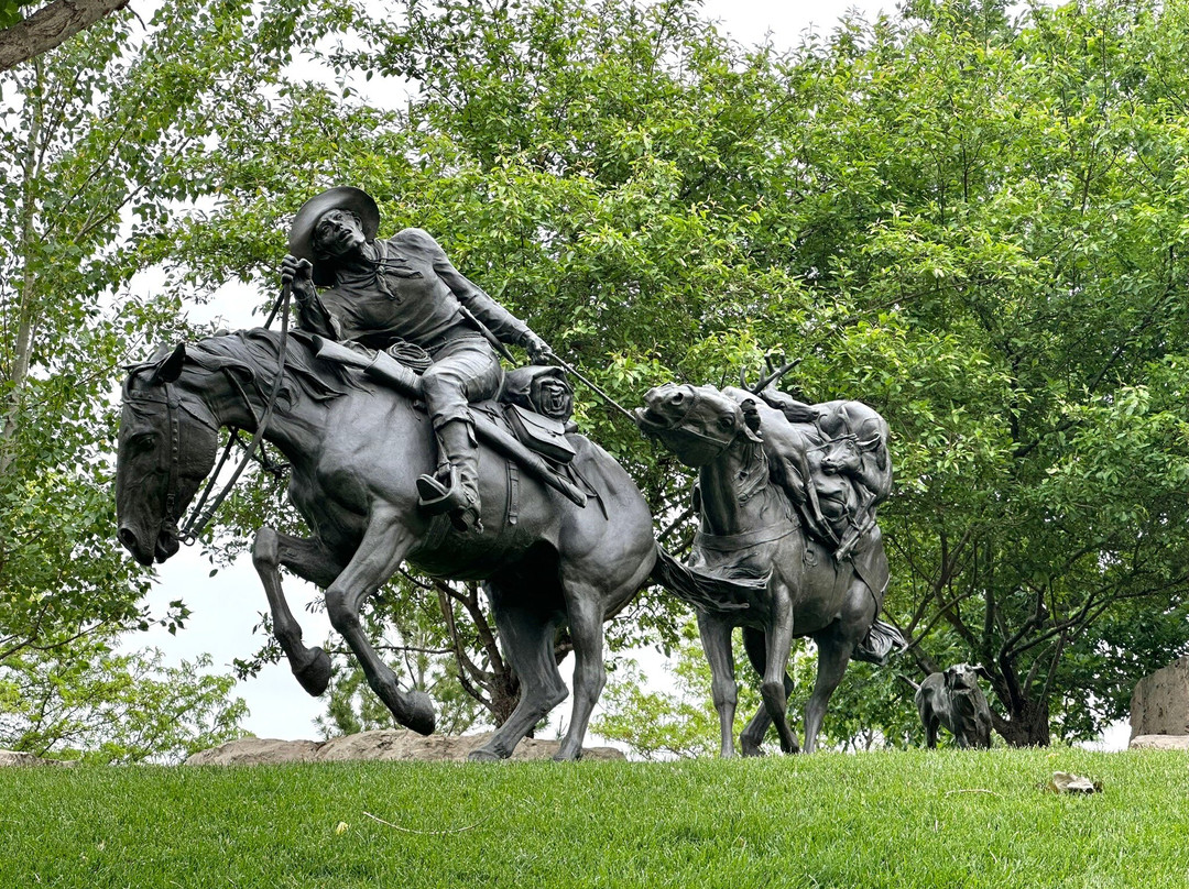 First National's Spirit of Nebraska's Wilderness and Pioneer Courage Park-奥马哈必去景点