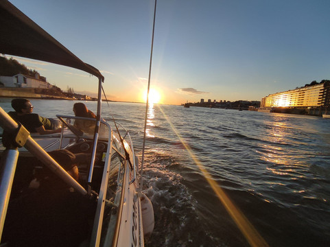 Naugit-波尔图必去景点