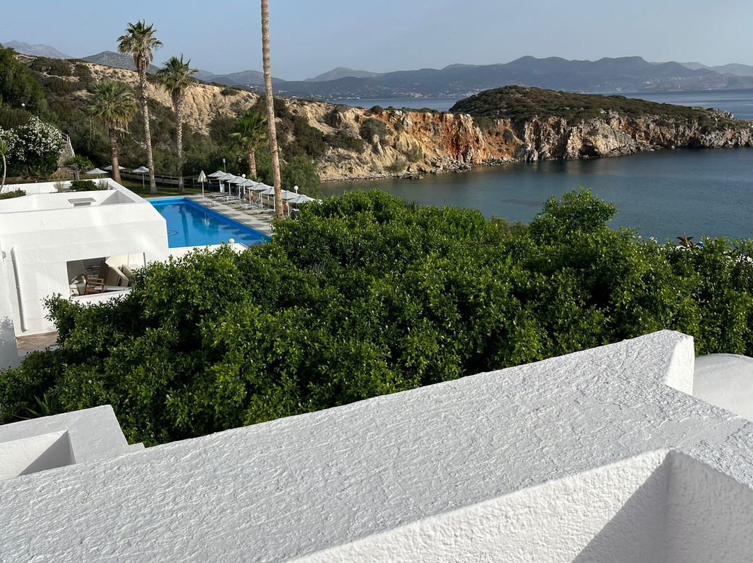 伊斯佐恩海湾酒店主图