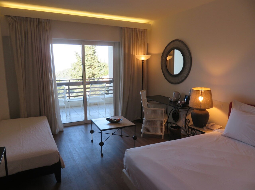 Grecotel Luxme Daphnila Bay主图