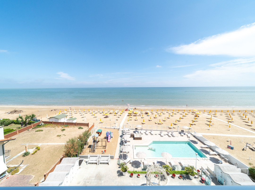 卡萨迪酒店主图