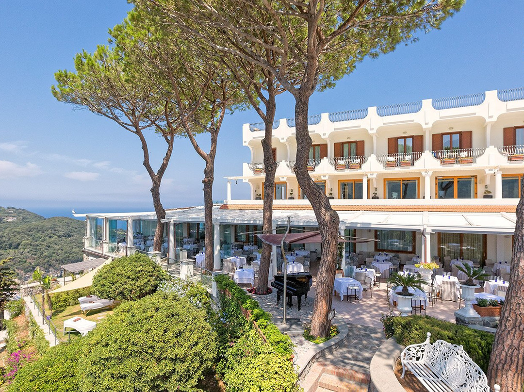 Lacco Ameno酒店住宿-San Montano Resort & Spa