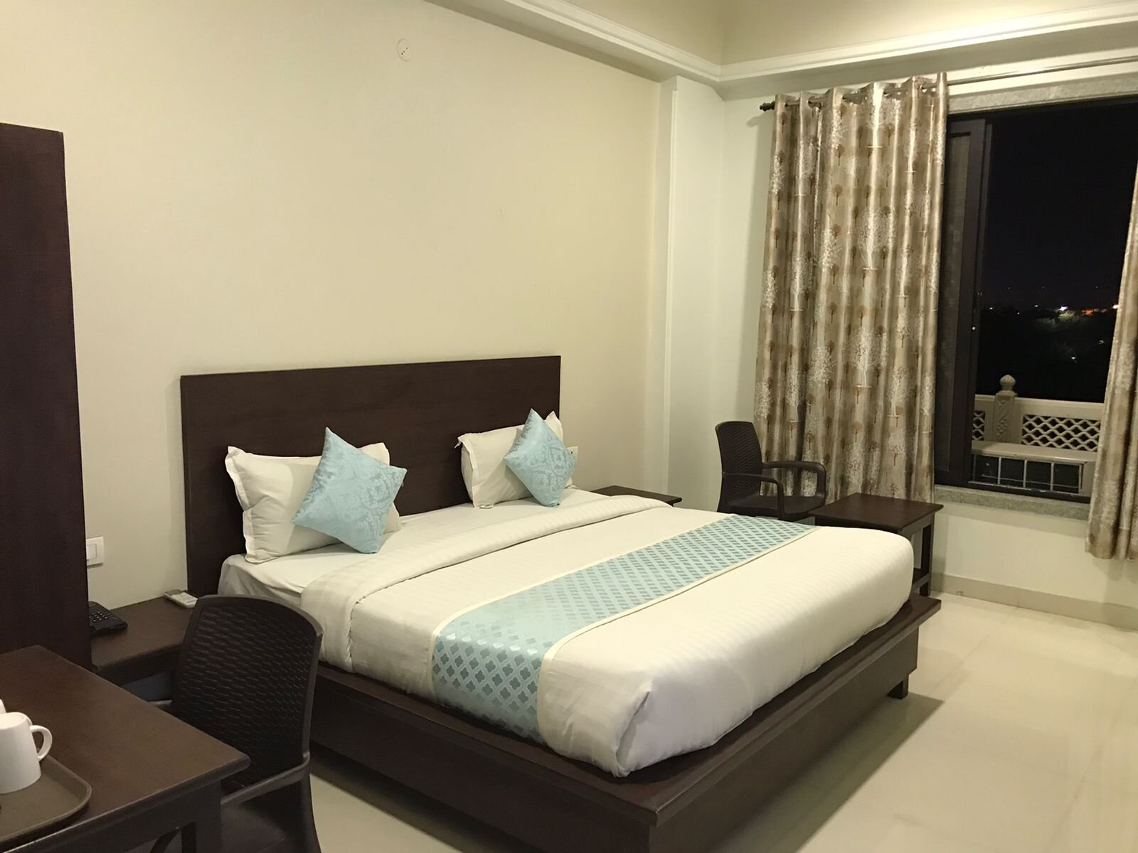 Jeenmount Hotel-客卧
