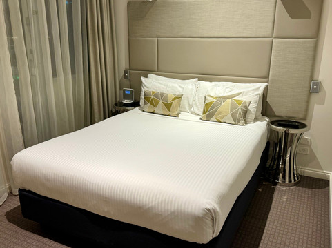 克拉丽奥盖特威套房酒店主图