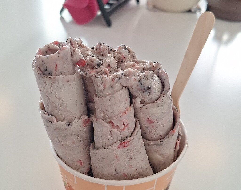 Ice Cream Rolls Lachen