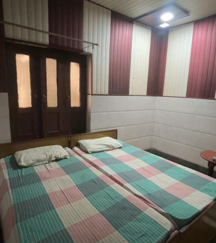 Hotel Deluxe