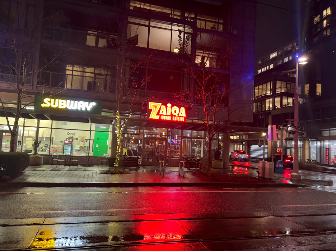 Zaiqa Indian Cuisine - South Waterfront