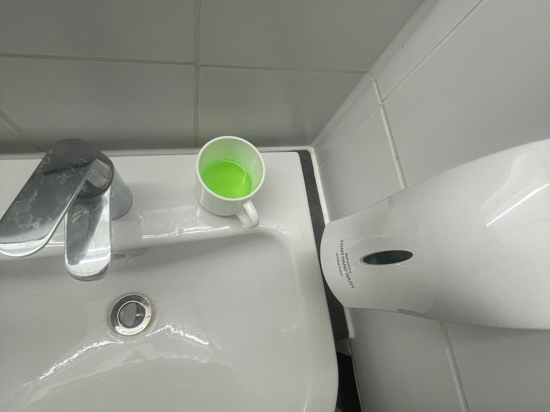 Travelodge Chippenham Leigh Delamere M4 Eastbound主图