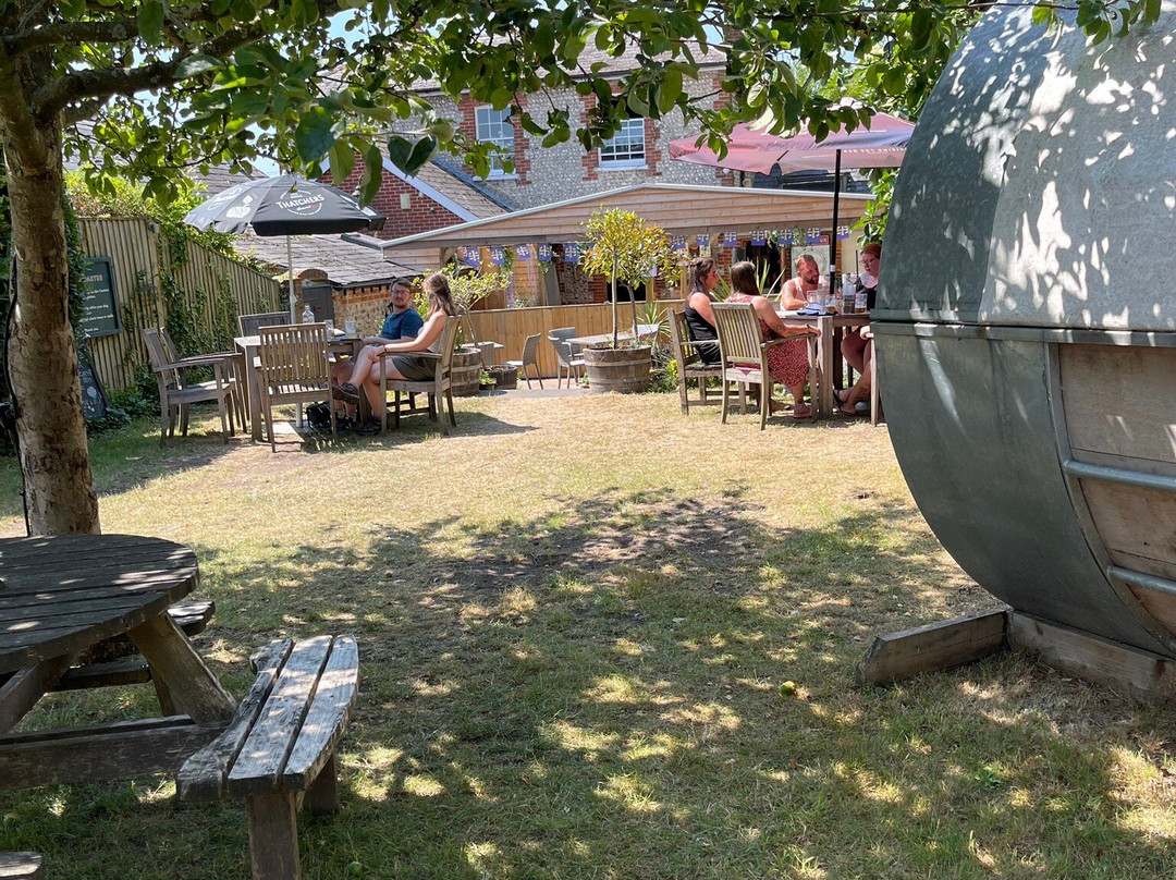 The Star & Garter, East Dean Nr Goodwood主图