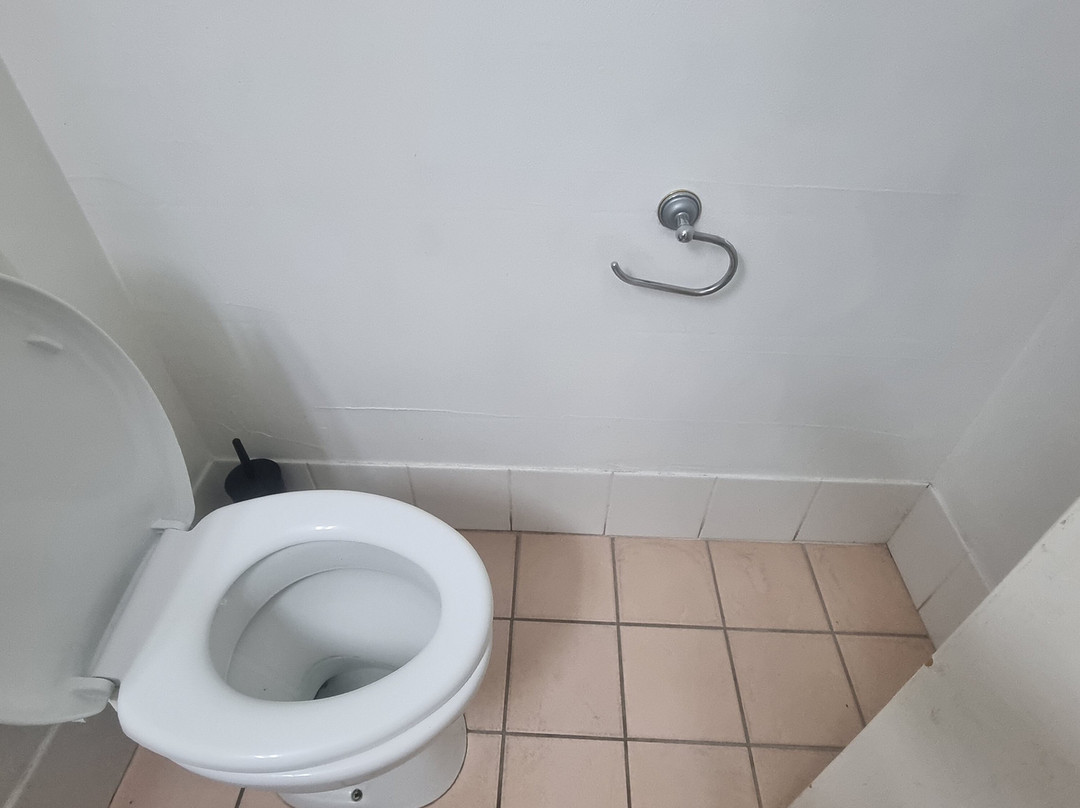 Cosmopolitan Motel & Serviced Apts主图