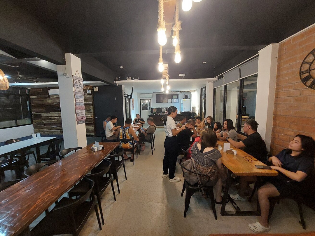 Kamanting Grill And Restaurant