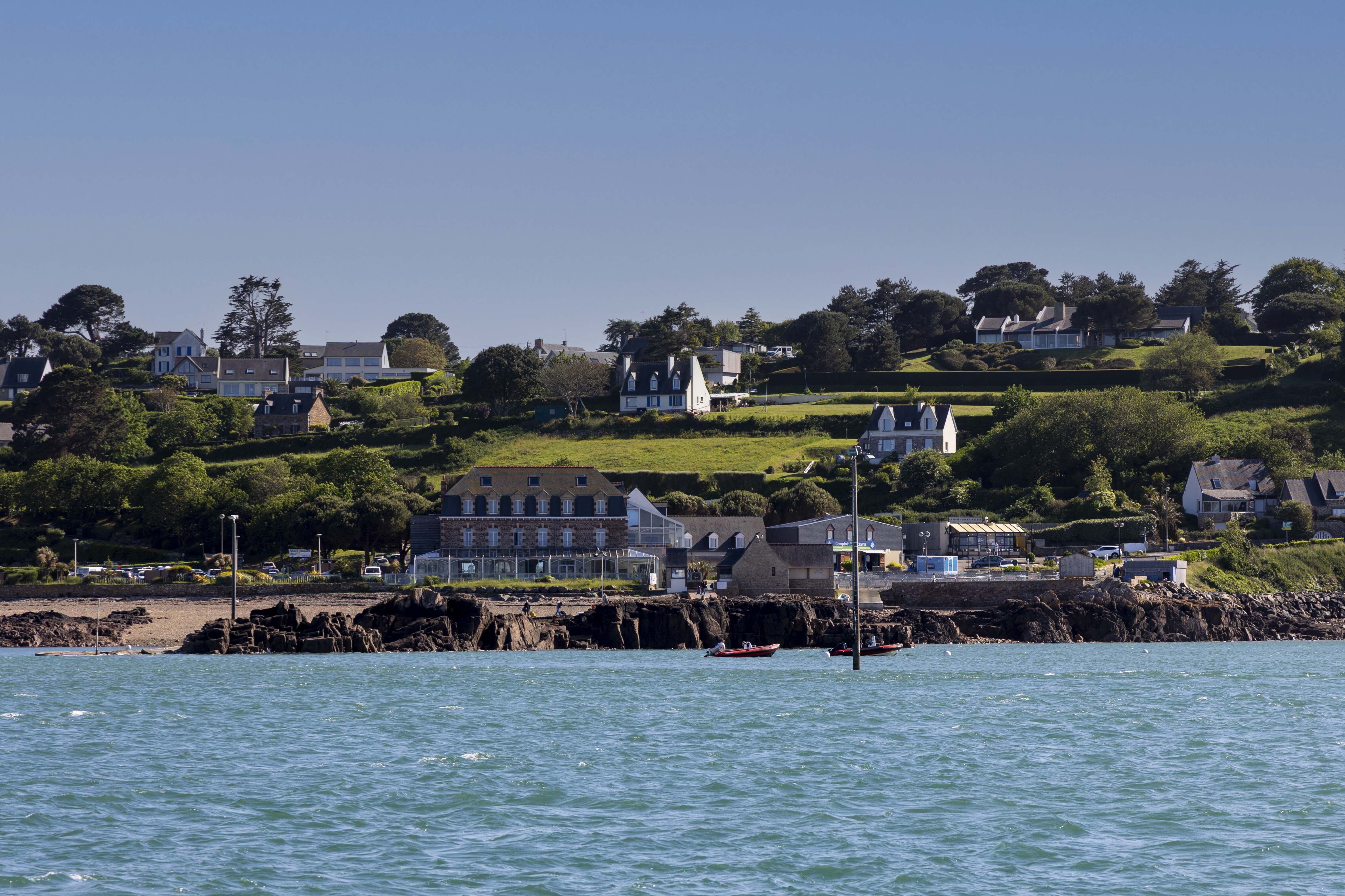 Best Western Plus Les Terrasses De Brehat-浴室