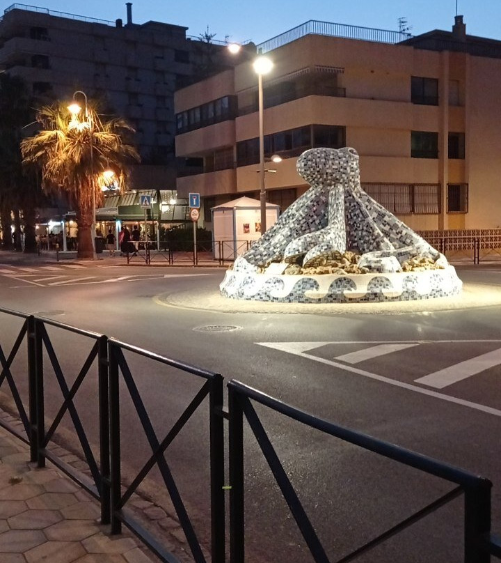 Playa San Cristobal-阿尔穆涅卡尔必去景点