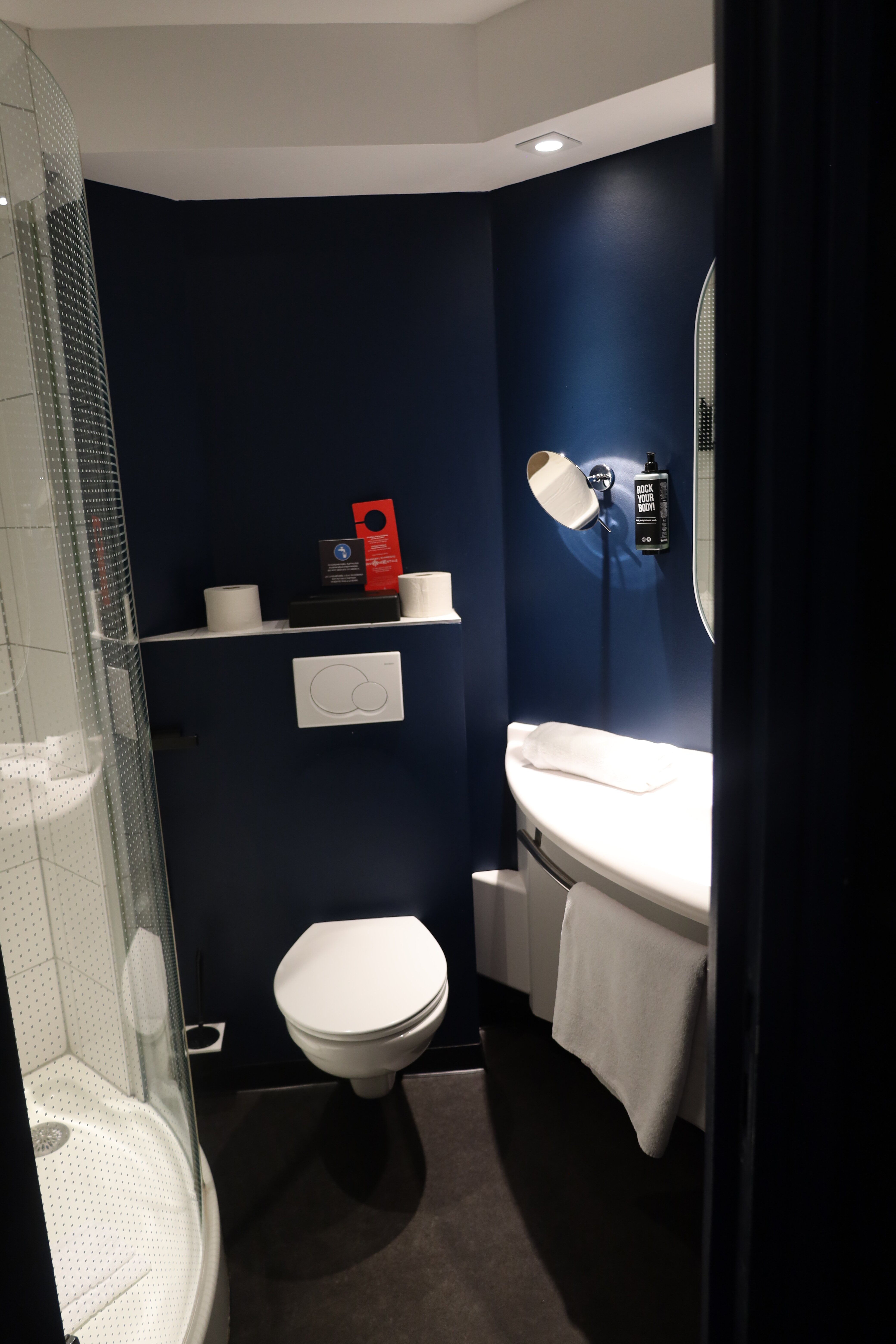Ibis Budget Luxembourg Aeroport-浴室