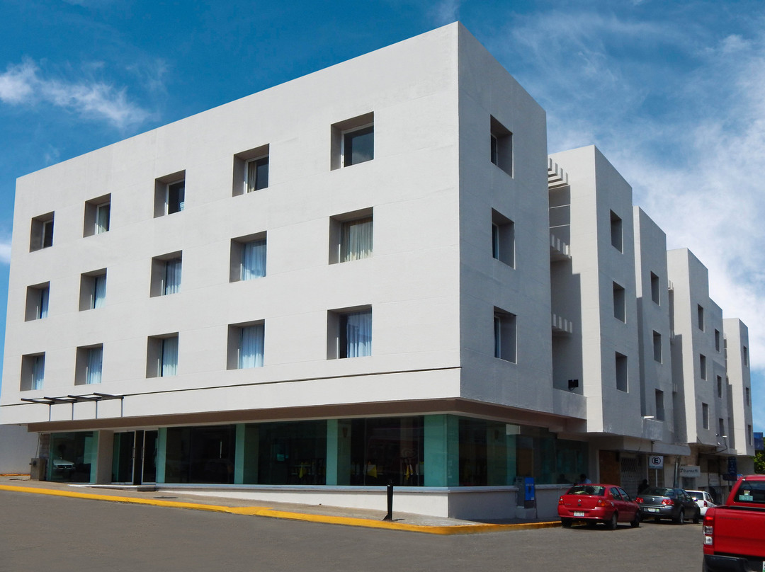Gran Minanitlan Plaza