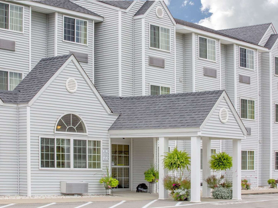 Fort Neal酒店住宿-Microtel Inn & Suites By Wyndham Gassaway/sutton