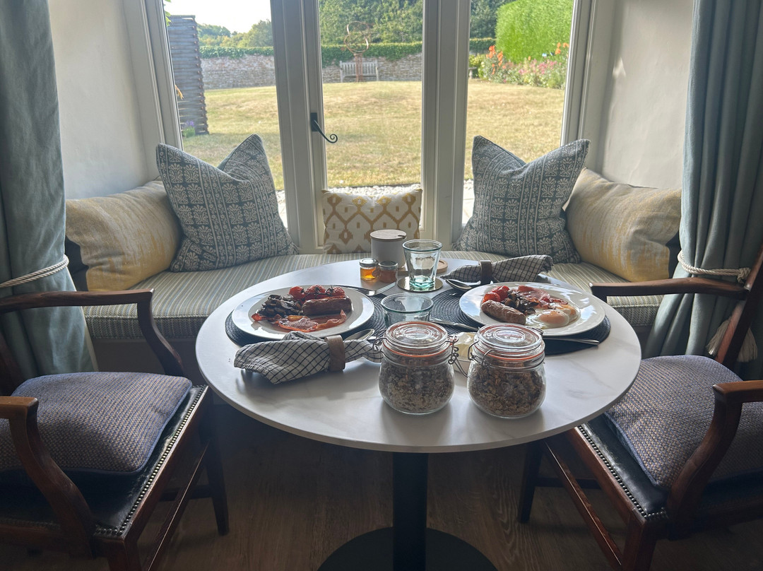 Cliff Farmhouse B&B Suites主图