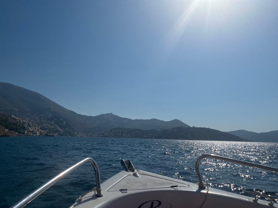 Symi Blue Water-Gialos必去景点