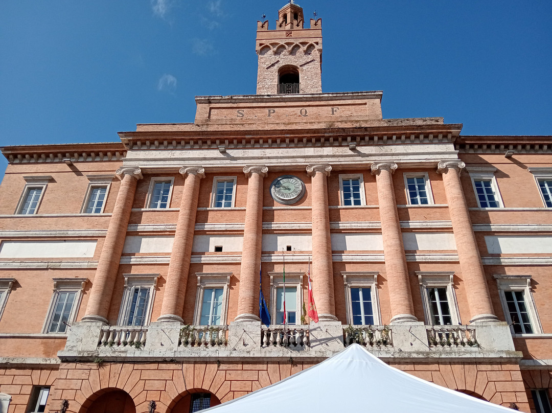Palazzo Comunale-福利尼奥必去景点