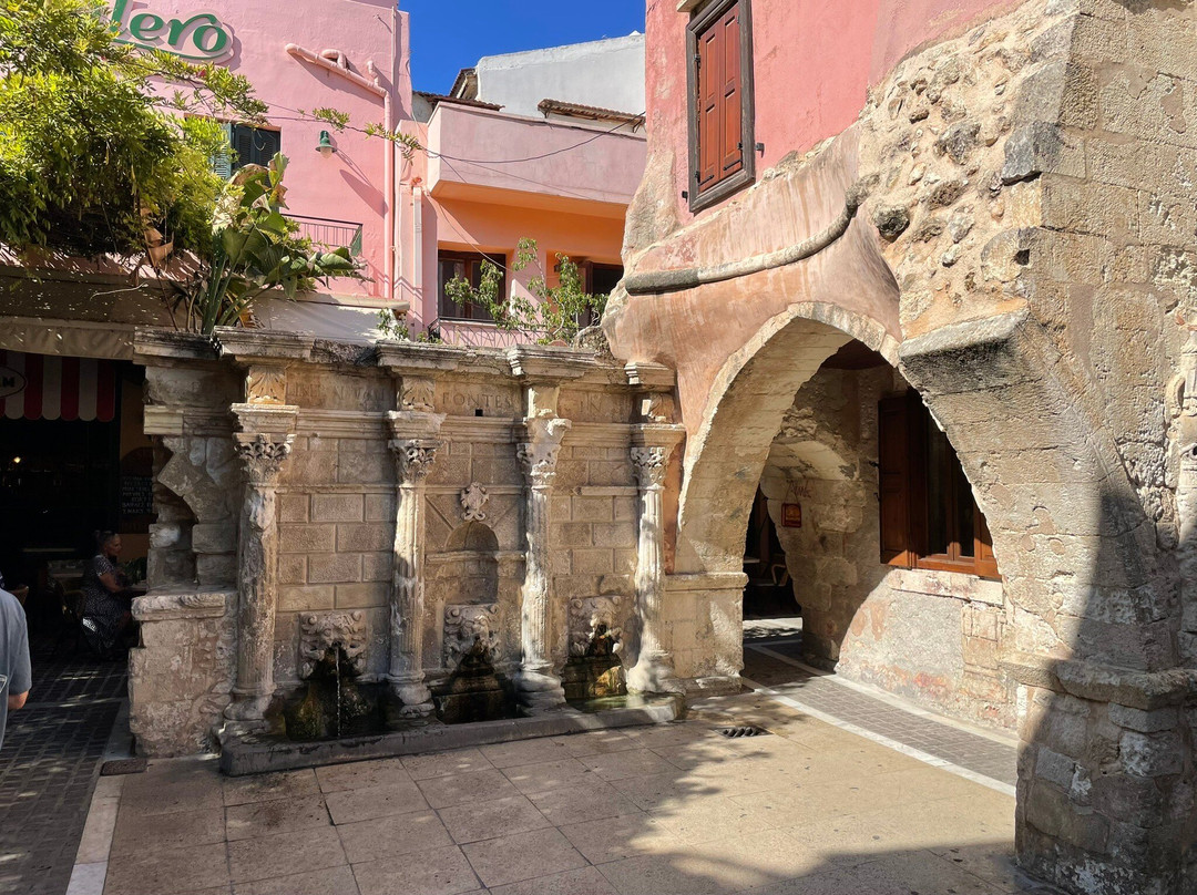 Rimondi Fountain-雷斯蒙必去景点