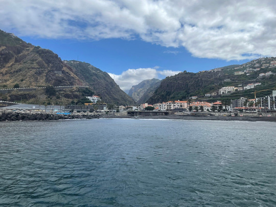 Living Sea Boat Trip-沙尔必去景点