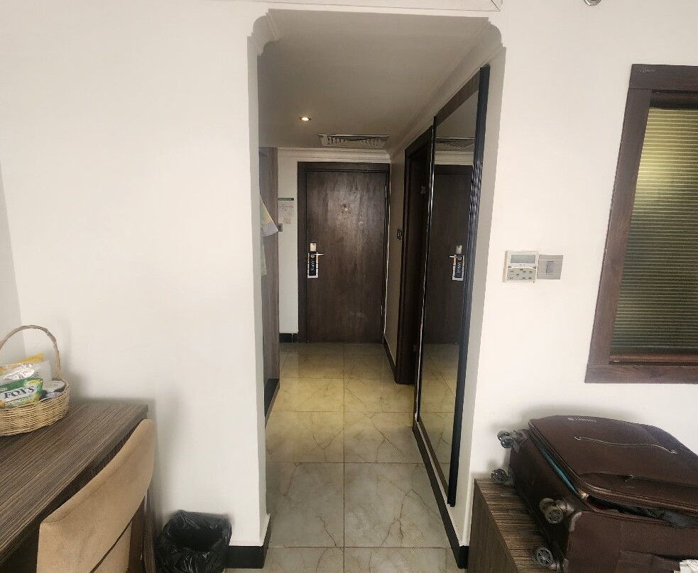 Golden Tulip Dar City Center主图