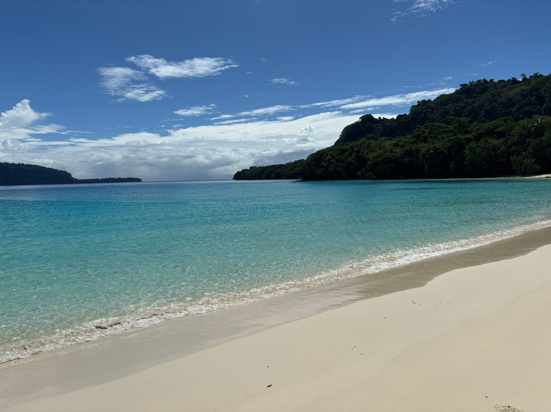 Paradise Tours Santo-卢甘维尔必去景点