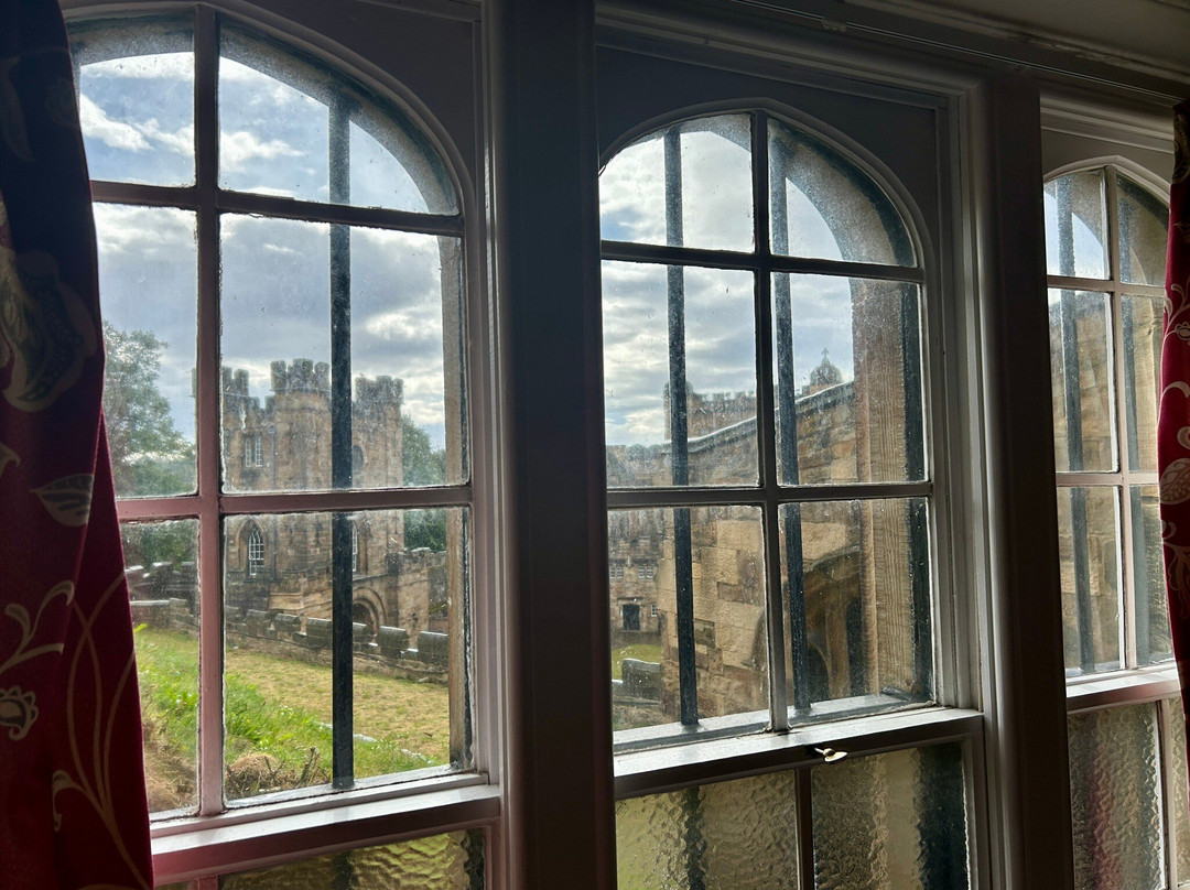 Durham Castle主图