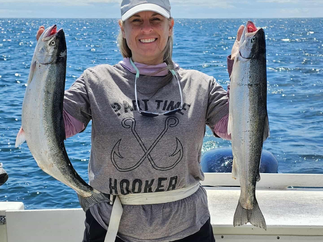 Fish Finder Charters-Carrying Place必去景点