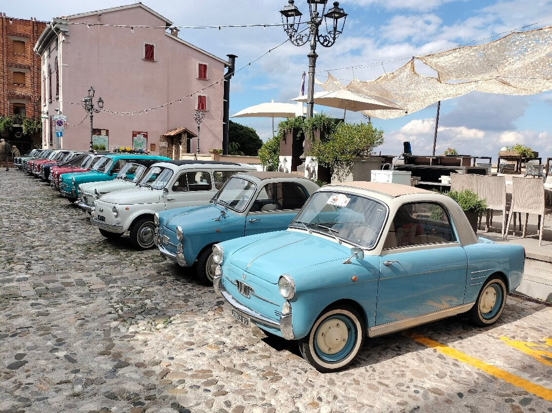 Piazza Della Libertà-贝尔蒂诺罗必去景点