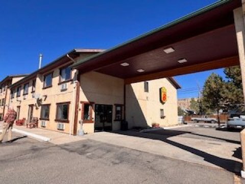 克雷姆灵速8酒店-浴室