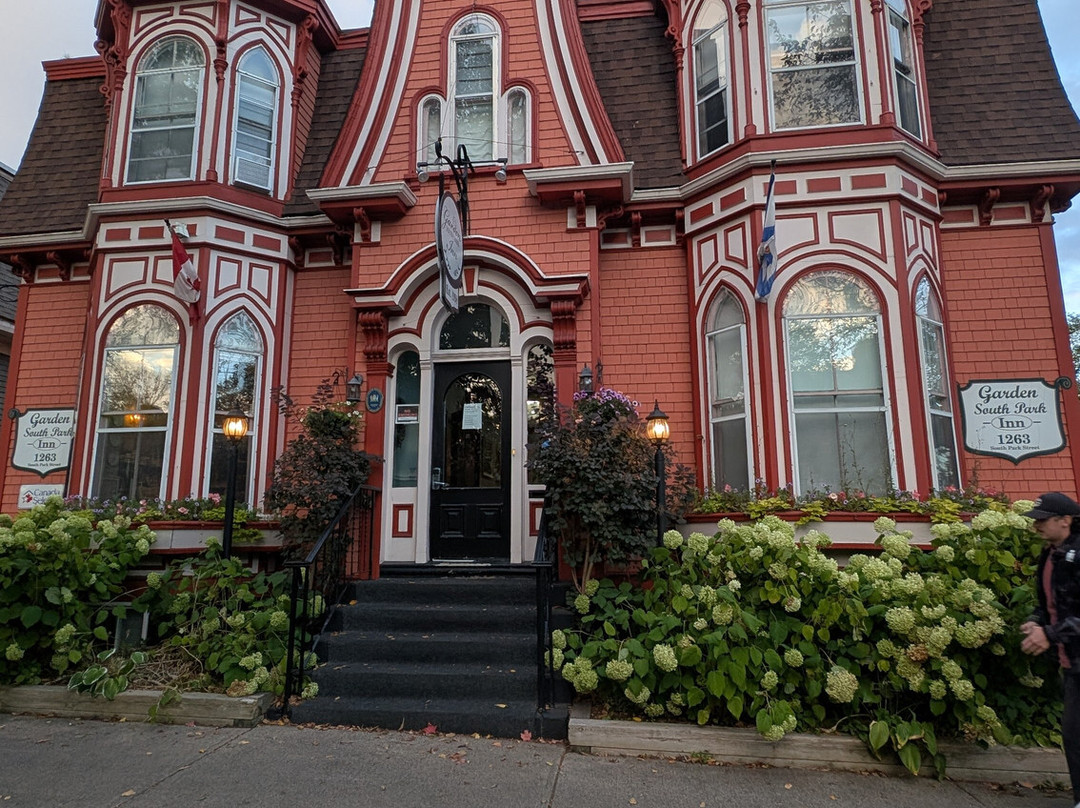 Garden South Park Inn主图