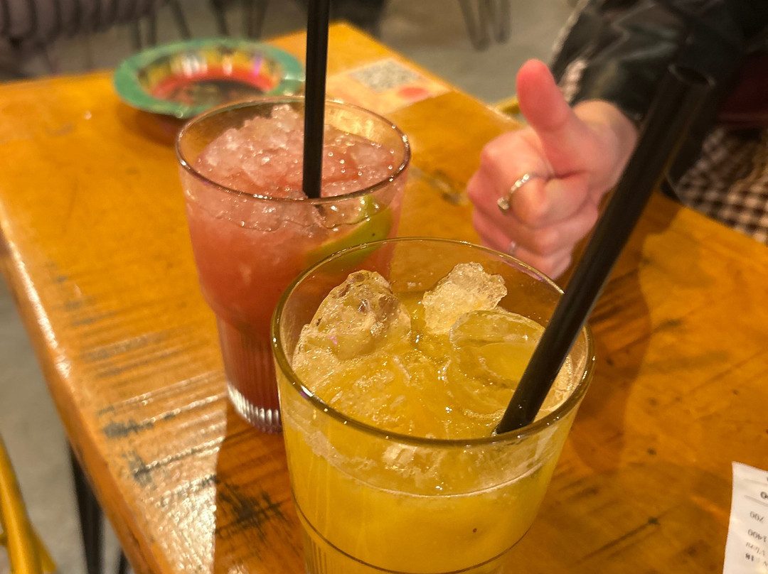 Vamos Cocktail Bar-Ksamil必去景点