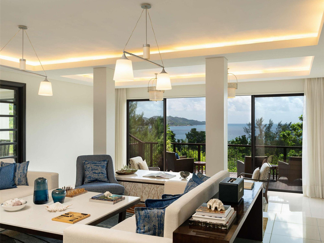 莱佛士普拉兰塞舌尔酒店主图