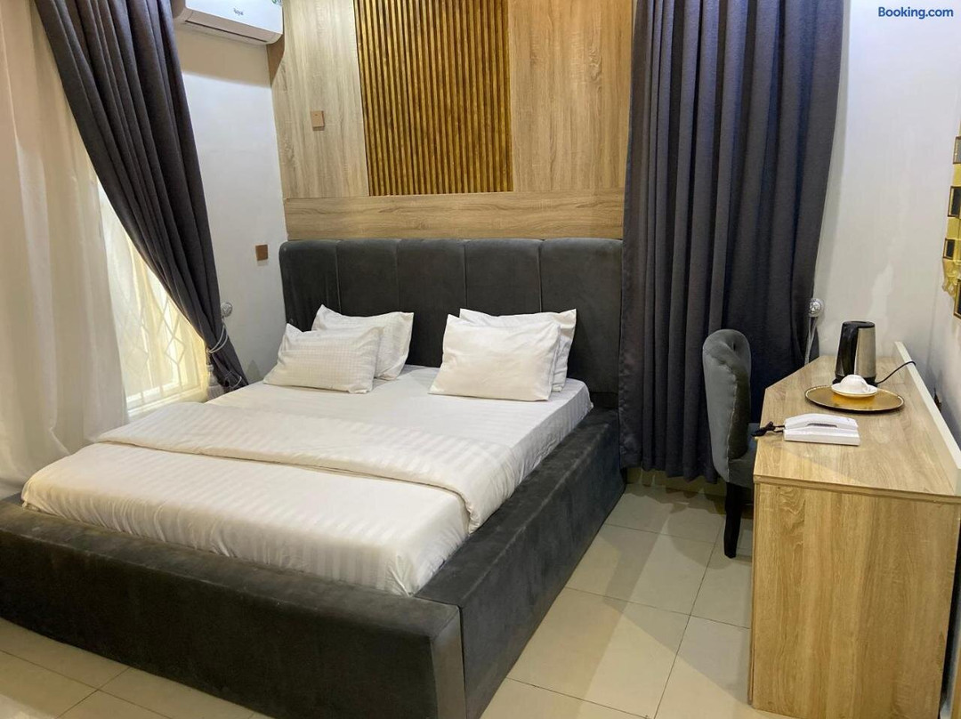 Domar Suites