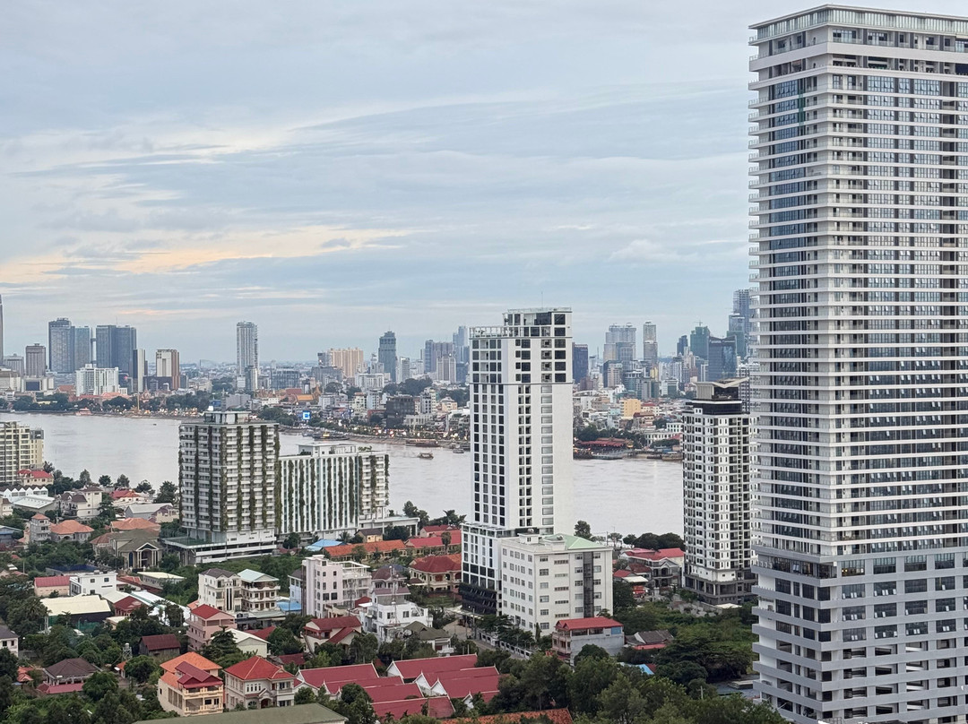 The Peninsula Phnom Penh主图