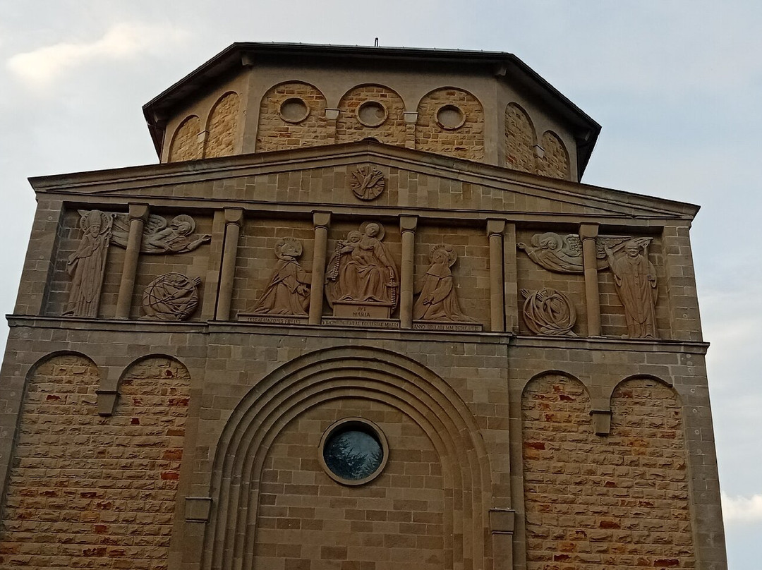 Parrocchia Beata Vergine Maria del Rosario di Pompei-Serramazzoni必去景点