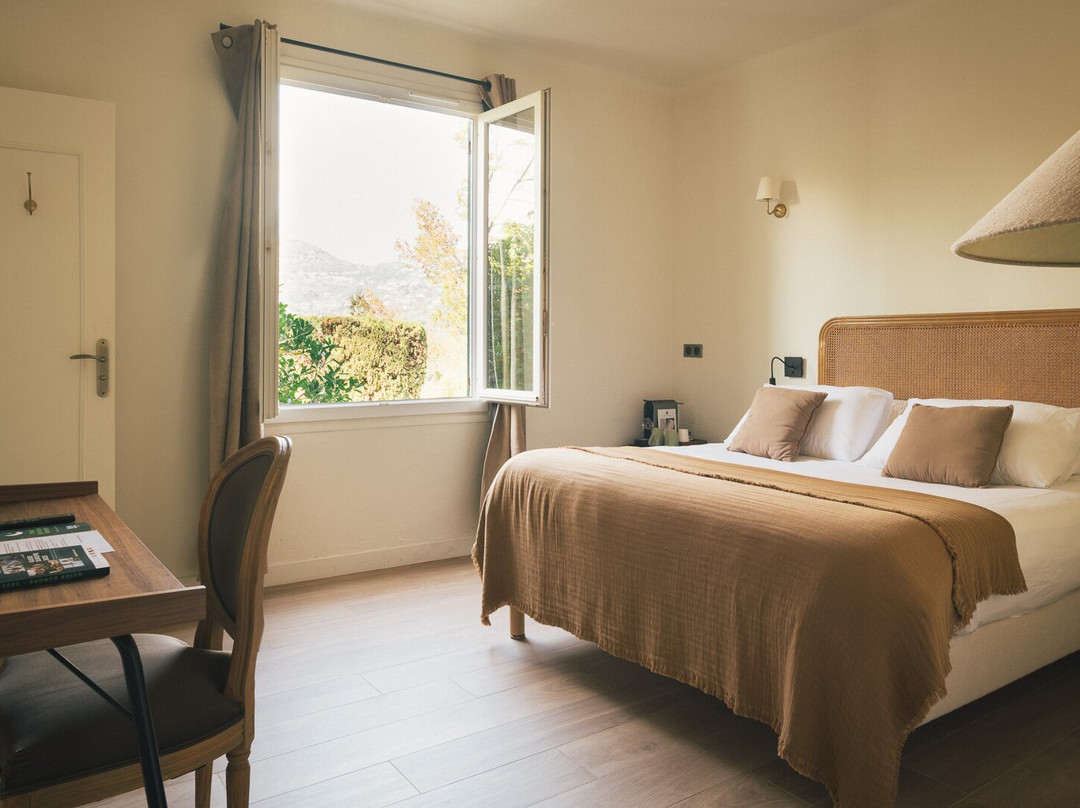 Hotel Auberge Du Redier主图